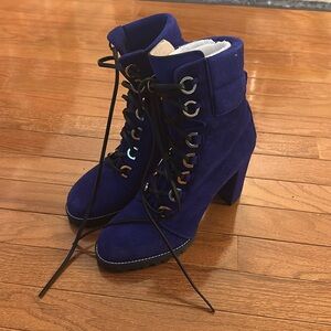 Stuart Weitzman Blue Suede Lace Up Combat Heels Size 9